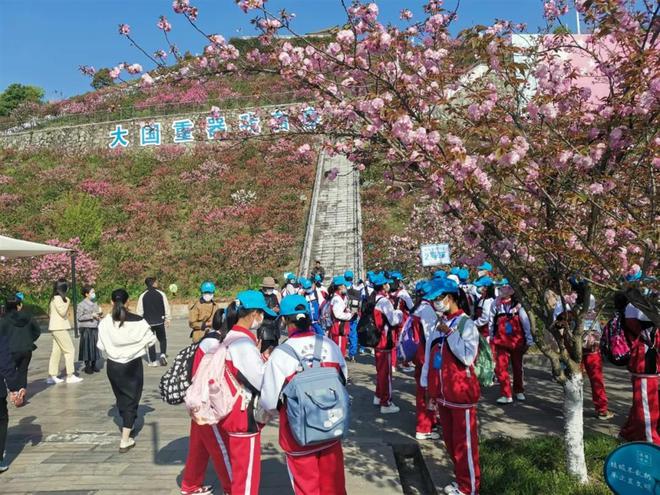 創(chuàng)紀(jì)錄!宜昌三峽大壩一季度接待游客45萬人,比2019年同期增長7.27%